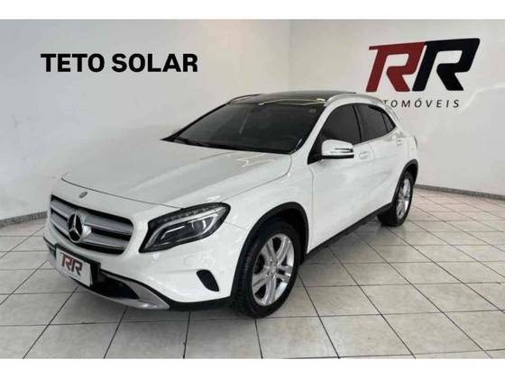 MERCEDES-BENZ GLA 200 1.6 CGI VISION 16V TURBO FLEX 4P AUTOMÁTICO MERCEDES-BENZ GLA 200 1.6 CGI VISION 16V TURBO FLEX 4P AUTOMÁTICO